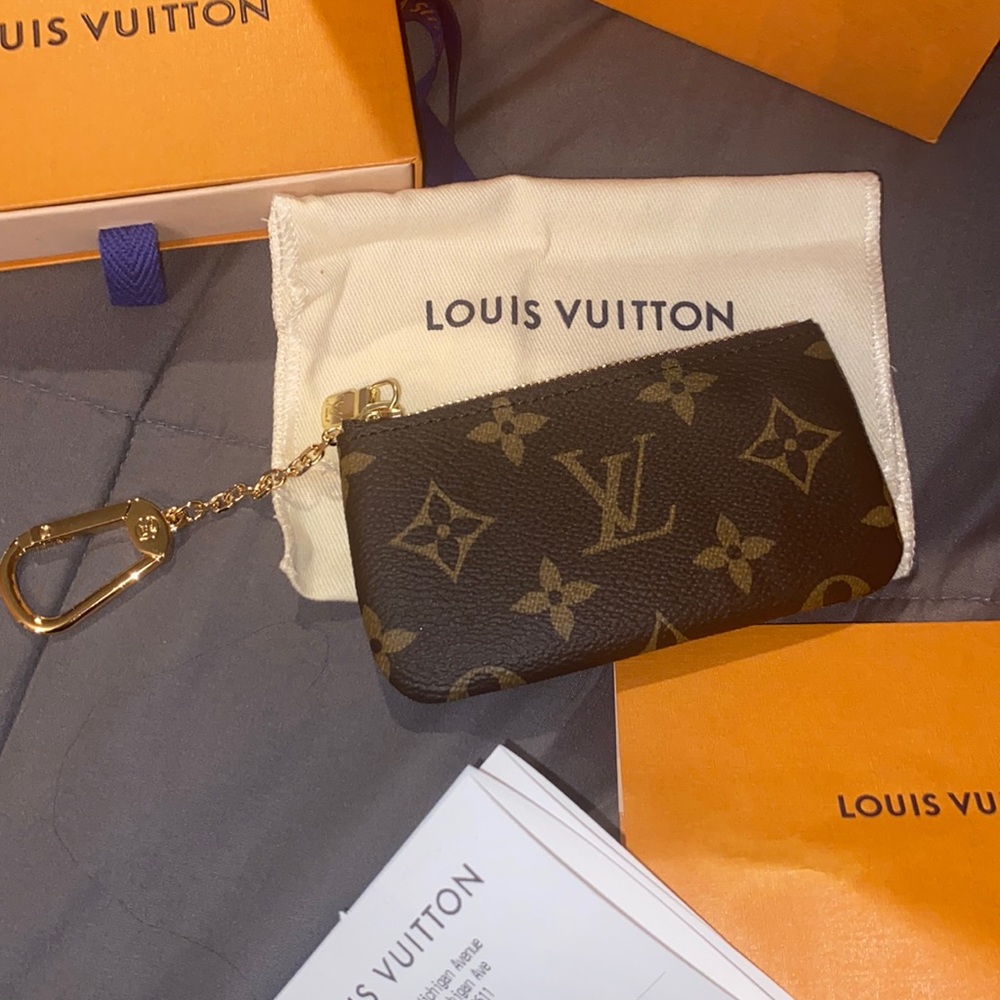 LV Keypouch